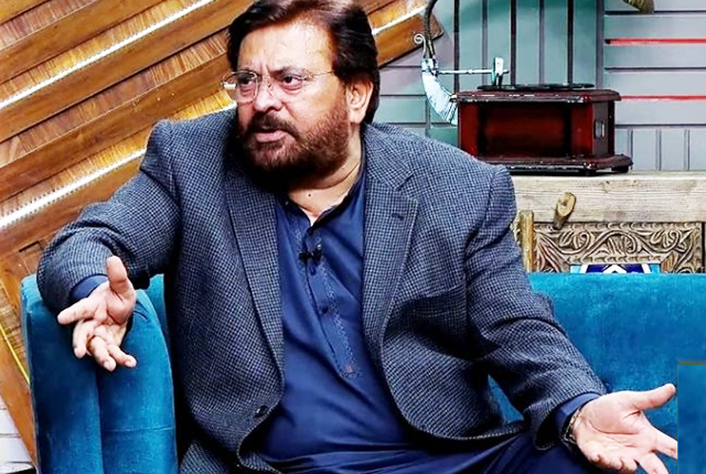 صبح اُٹھتے ہی مارننگ شو میں ناچ گانےشروع ہوجاتے ہیں، شبیر جان