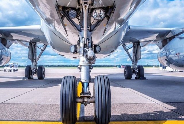 لندن پہنچنے والے طیارے کے پہیوں سے لاش برآمد