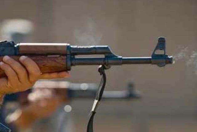 نوشہرہ میں زمین کے تنازع پر فائرنگ، پانچ افراد جاں بحق