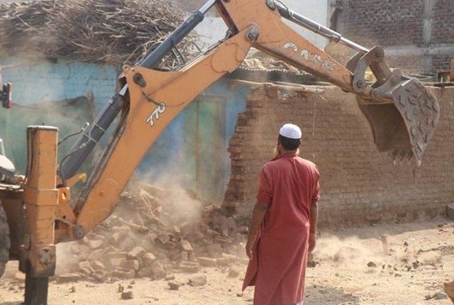 مودی سرکار کی مسلمانوں کے 5 گھر اور 3 مساجد کو مسمار کرنے کی تیاریاں مکمل