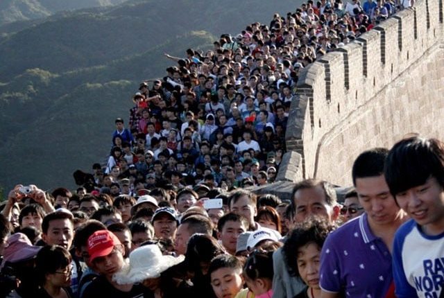 چین کی آباد ی میں 60 سال بعد کمی