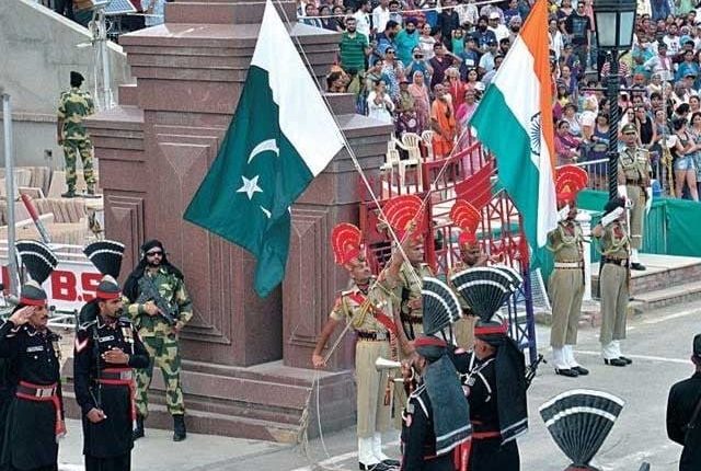 بھارتی بیس بال ٹیم کو بھارتی سیکیورٹی حکام نے واہگہ بارڈر پر روک لیا