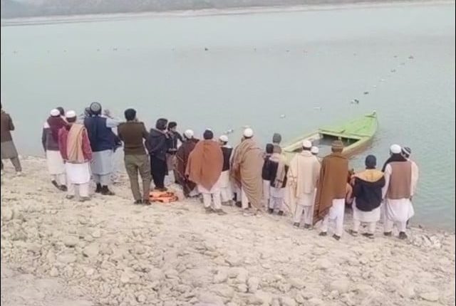 کوہاٹ؛ ڈیم میں مدرسے کے طلبا کی کشتی الٹ گئی، 10 جاں بحق