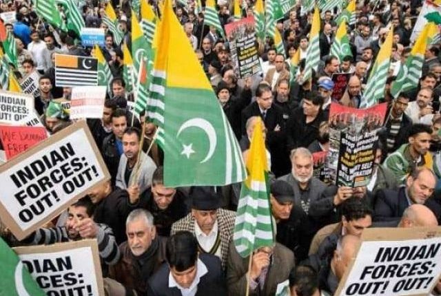 پاکستان سمیت دنیا بھر میں آج یوم یکجہتی کشمیر منایا جا رہا ہے