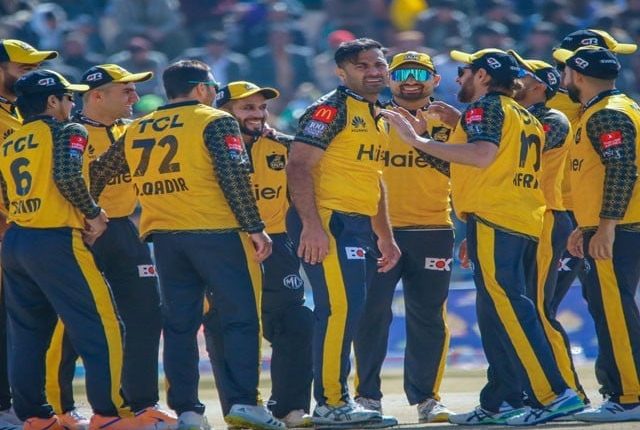 پی ایس ایل کی تیاریاں؛ پشاور زلمی بدھ سے نیشنل اسٹیڈیم میں پریکٹس شروع کرے گی