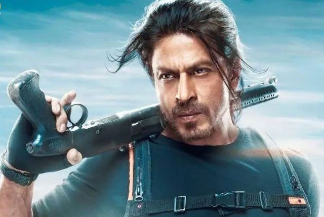 شاہ رخ خان کی فلم ’پٹھان‘ 17 روز میں 900 کروڑ کا کاروبار کرنے میں کامیاب