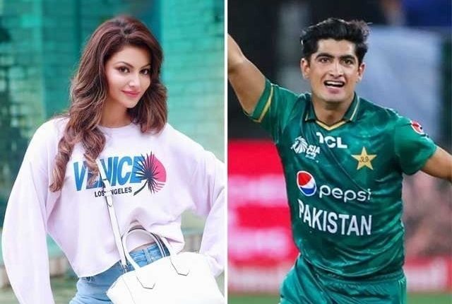 بھارتی اداکارہ اروشی روٹیلا کی نسیم شاہ کو سالگرہ کی مبارک باد