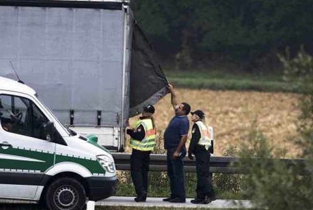 بلغاریہ؛ ٹرک سے 18 افغان تارکین وطن کی لاشیں برآمد