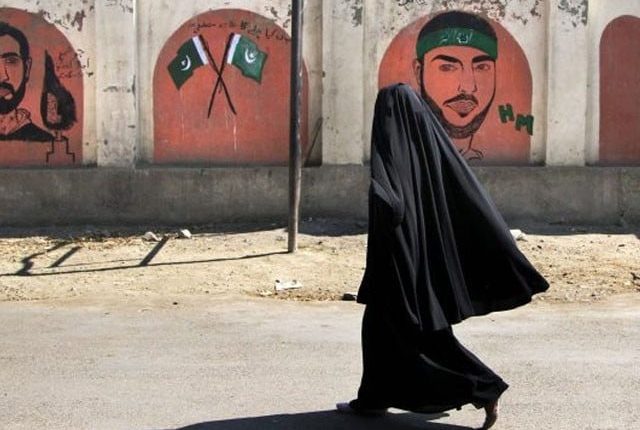 مقبوضہ کشمیر؛اجتماعی زیادتی کا شکار100 خواتین 32 سال بعد بھی انصاف سے محروم