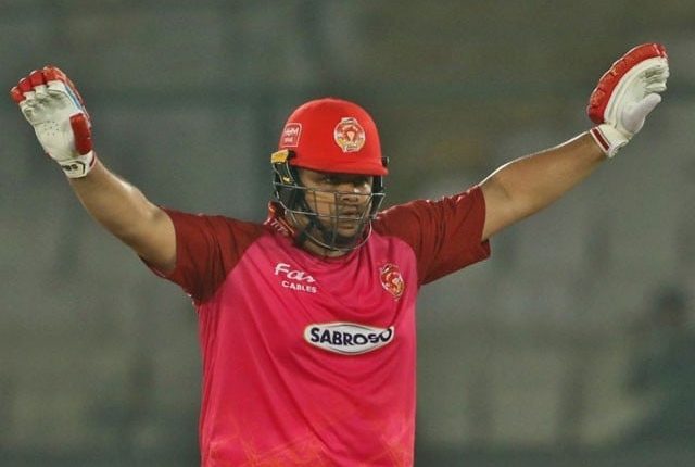 لوگوں نے تنقید کی مگر والد نے ہمیشہ ہمت بندھائی، اعظم خان