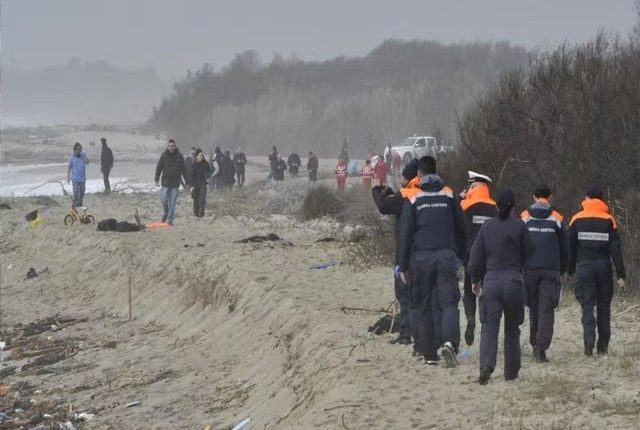 اٹلی میں تارکین وطن کی کشتی کو حادثہ، 28 پاکستانیوں سمیت 58 افراد جاں بحق